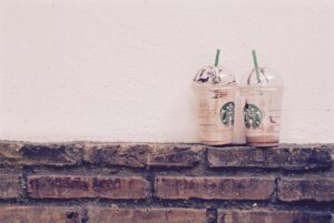 スターバックスのマーケティング事例から学ぶ成功の秘訣とは？