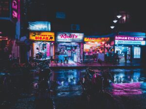 スターバックスの成功を支えるマーケティング戦略とは？